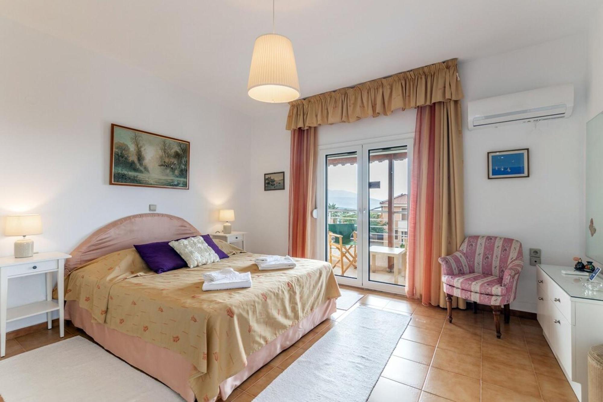 Amazing Villa Chrysanthi With Private Pool In Heraklion Epano Vathia Exterior photo